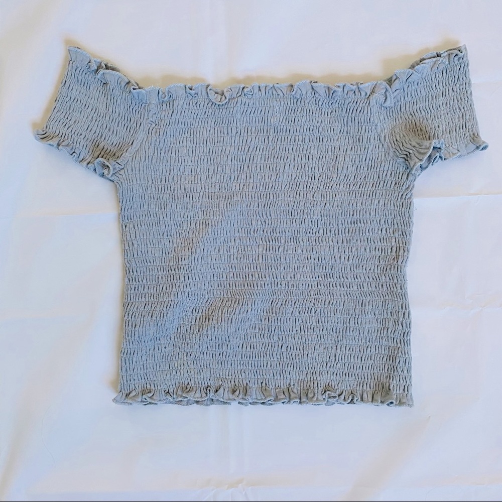 Women’s mustard seed brand. Off the shoulder ribbed stretchy grey shirt small